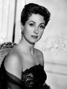 800px-danielle_darrieux_five_fingers_2